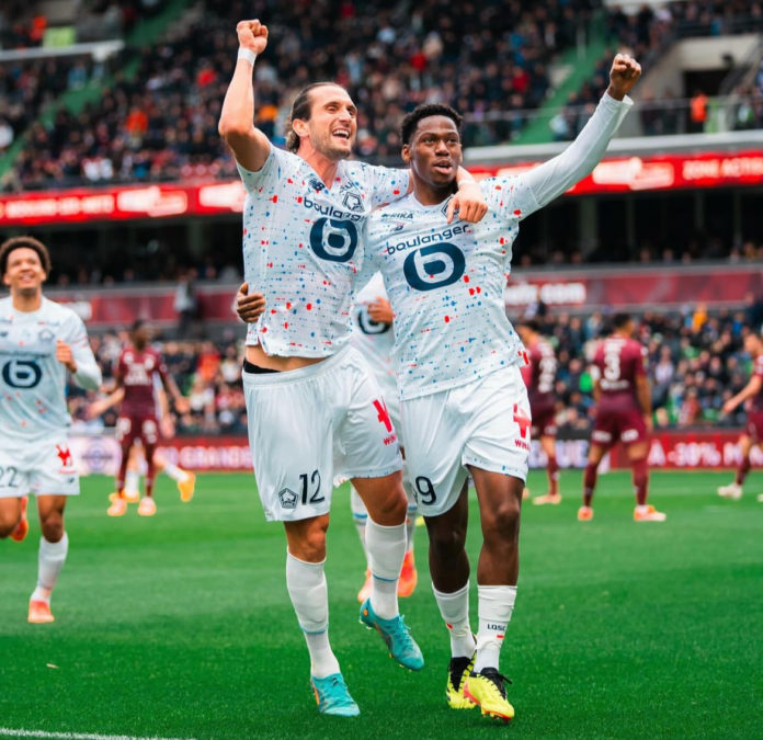 Victoria de Lille por 2-1 ante Metz en la Ligue 1.