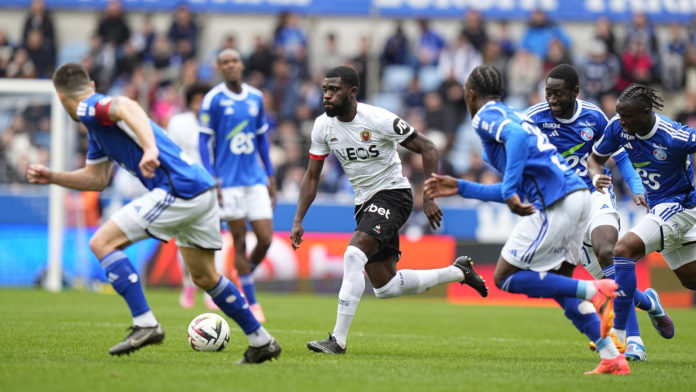 Victoria de Nice por 3-1 sobre RC Strasbourg tras remontada.
