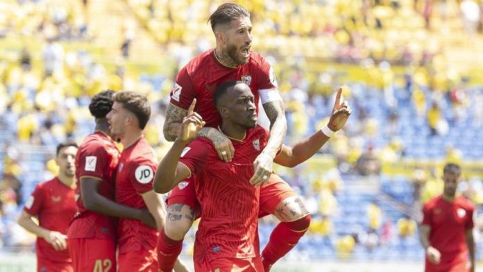 LaLiga: Sevilla goleó a U. D. Las Palmas por 2-0.
