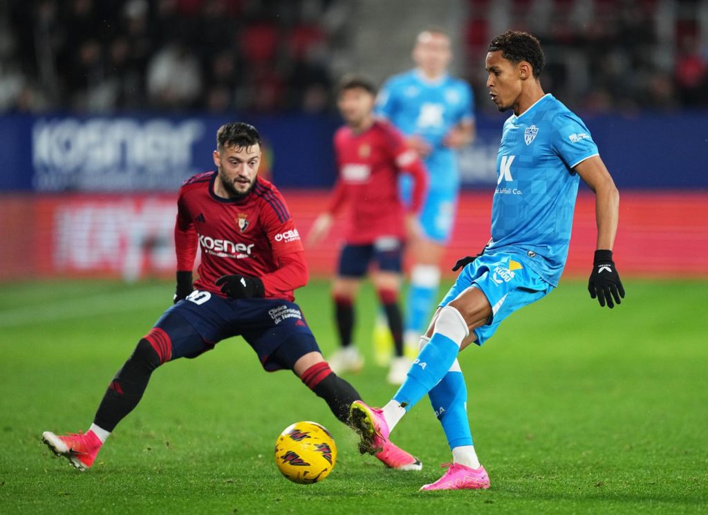 Osasuna y Valencia se enfrentaran en un encuentro correspondiente a la jornada 31 del torneo España - LaLiga EA Sports 2023-24.