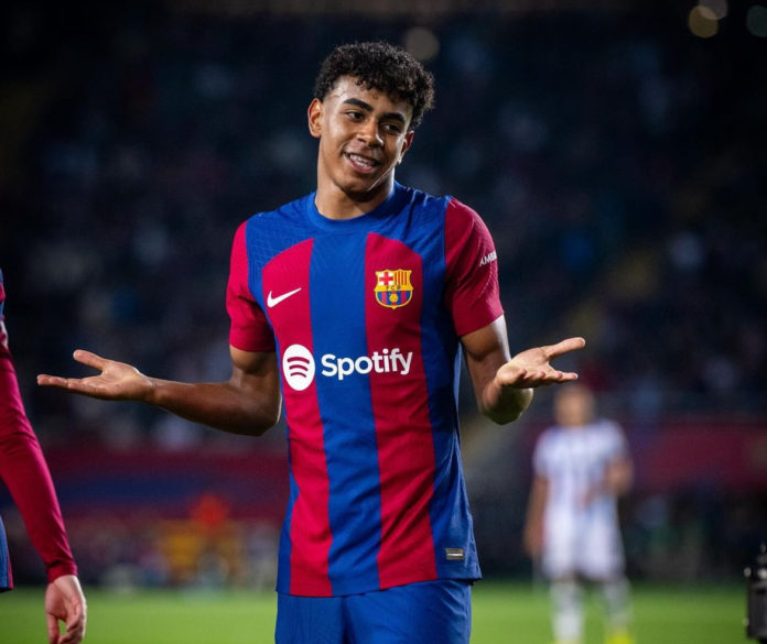 Raphinha sella la vitoria del Barcelona sobre Real Sociedad.