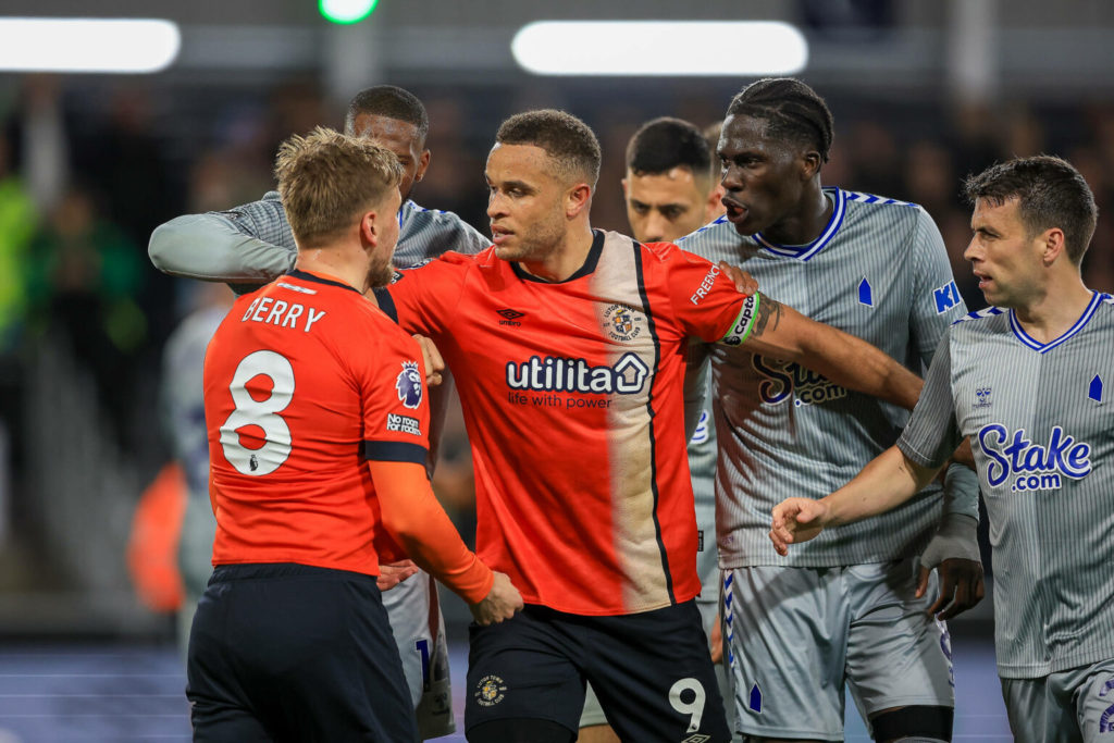 Luton Town (1-1) Everton.