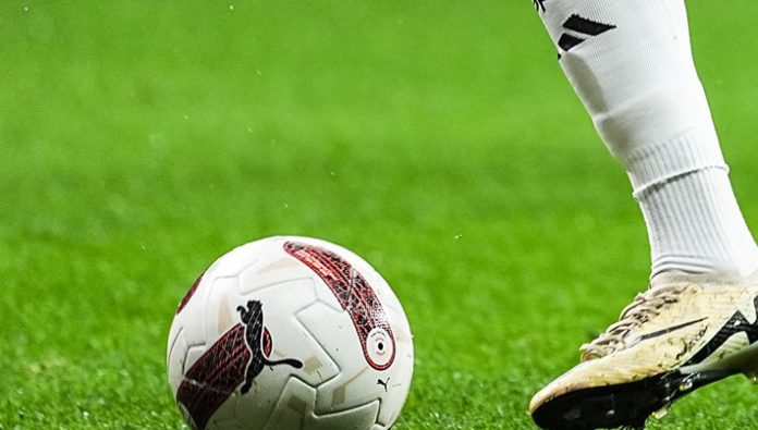 Martes de fútbol: Horarios y canales hoy 11 de junio del 2024.