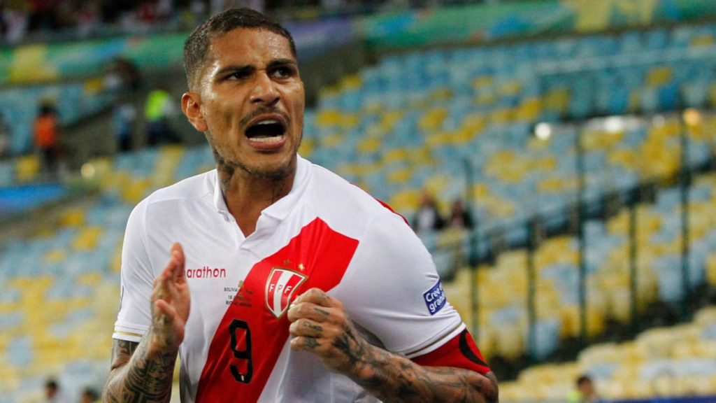 Paolo Guerrero jugará su sexta Copa América, donde lleva 15 goles y está a uno de igualar al máximo goleador peruano en este torneo, Lolo Fernández con 16 tantos. El ‘Depredador’ podría igualarlo y superarlo.    