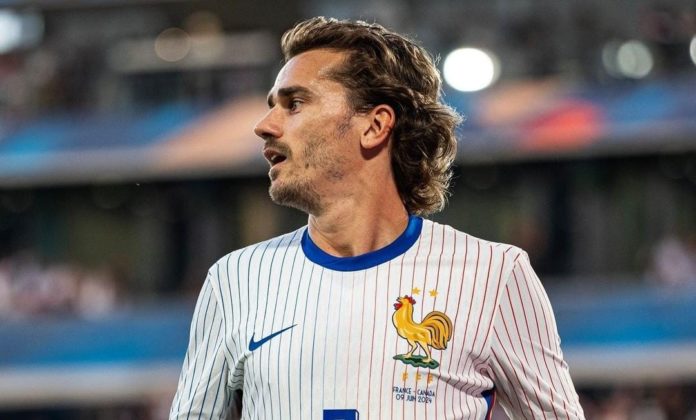 Griezmann se retira de la selección francesa