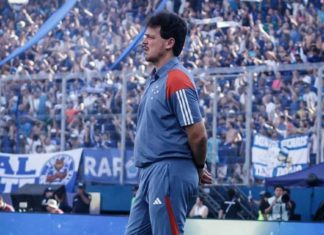 Fernando Diniz asume la responsabilidad de la derrota ante Racing