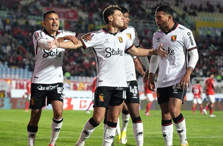 ¡DUELO CALIENTE EN AREQUIPA!