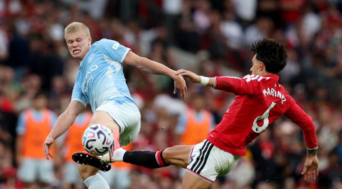 ¡MANCHESTER SE VISTE DE AZUL!