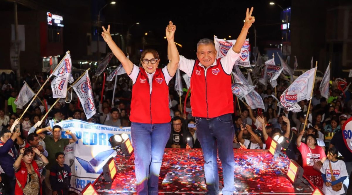 Rosario Peláez cierra campaña con propuestas