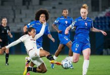 ¡AMARGO DEBUT DE LAS LEONAS!