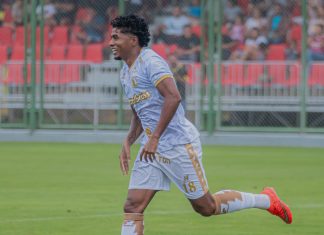 ¡JUAN PABLO FRENÓ AL LÍDER!